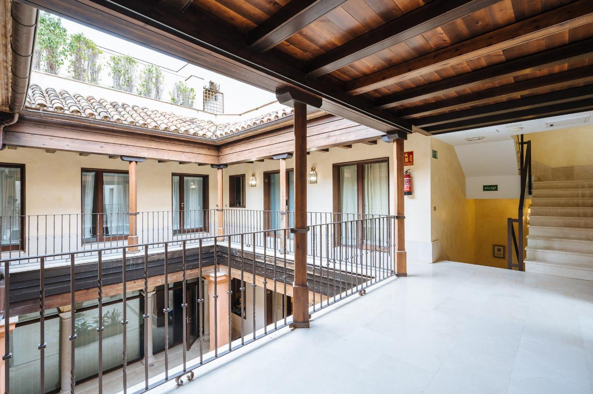 Apartamentos La Vistosona Sevilla Exteriör bild