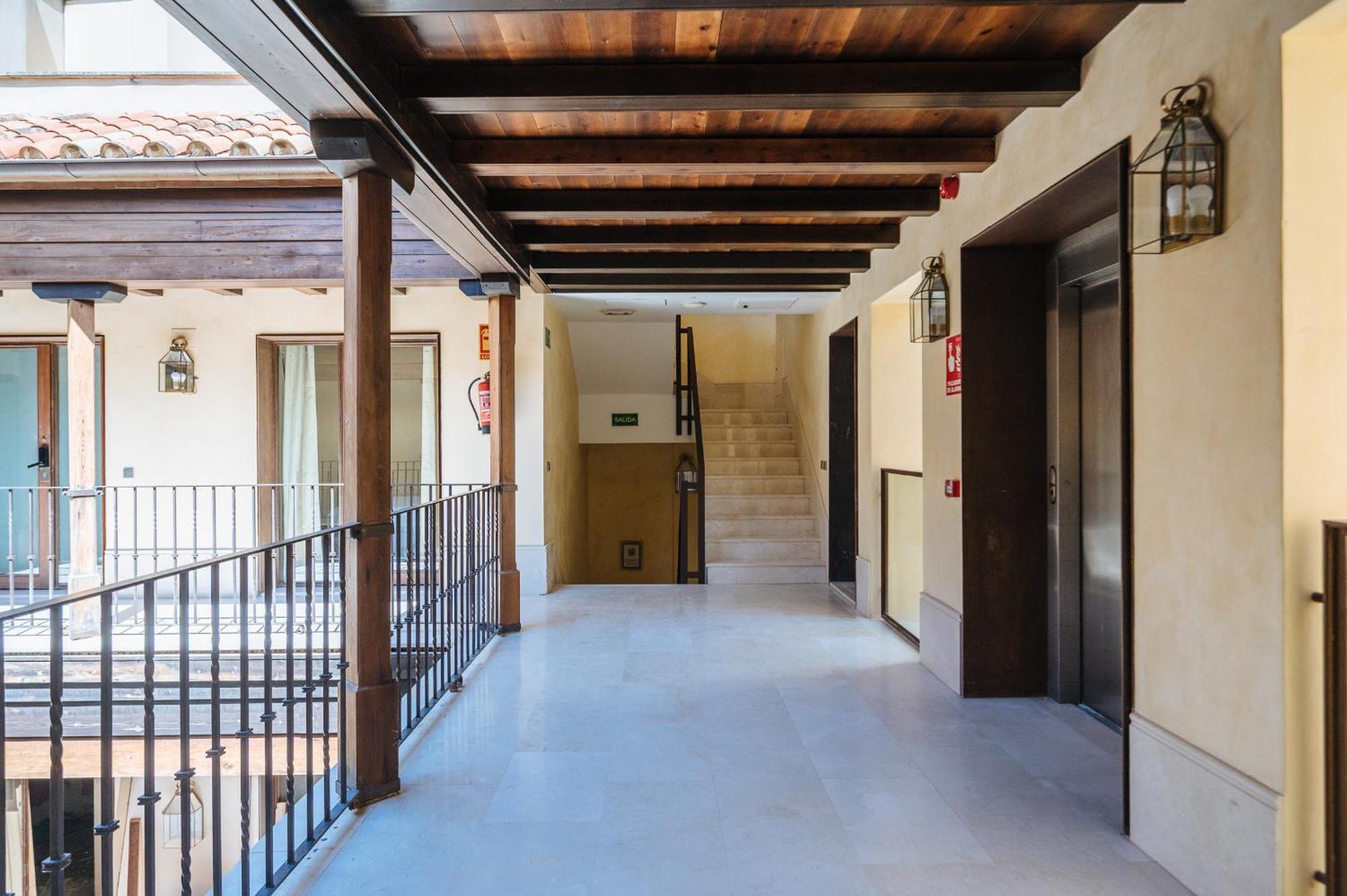 Apartamentos La Vistosona Sevilla Exteriör bild