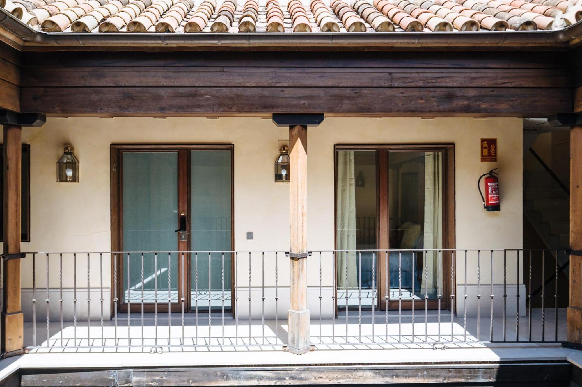 Apartamentos La Vistosona Sevilla Exteriör bild