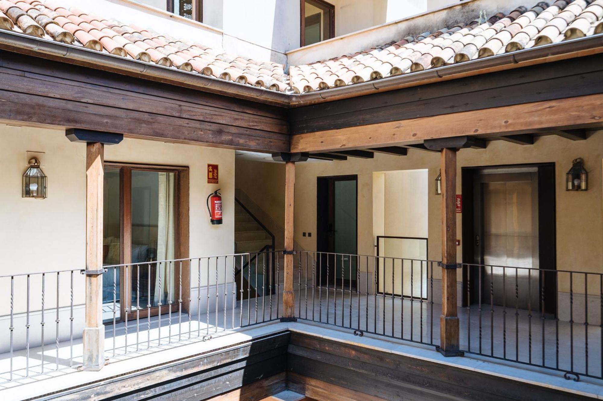 Apartamentos La Vistosona Sevilla Exteriör bild