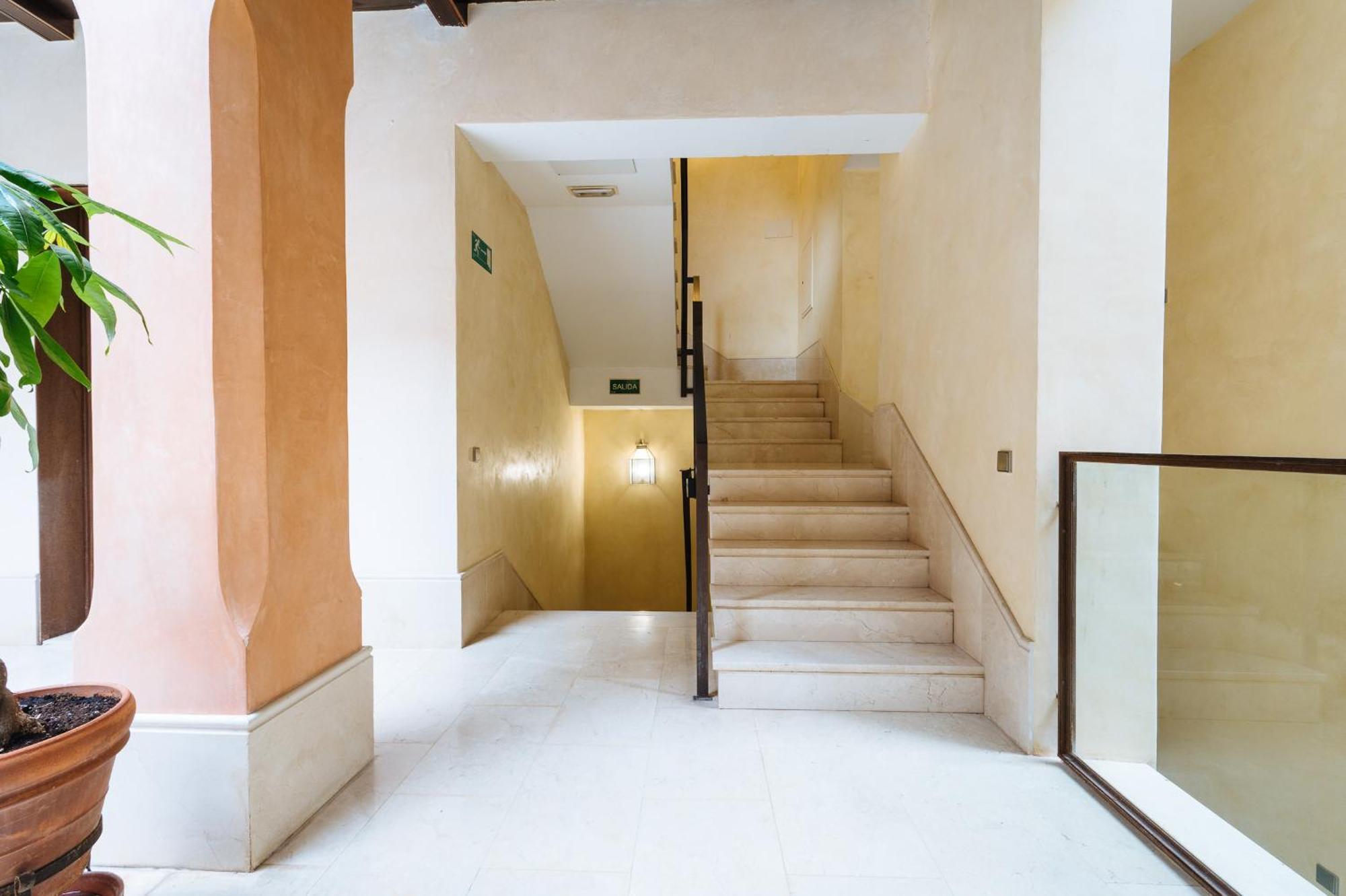 Apartamentos La Vistosona Sevilla Exteriör bild
