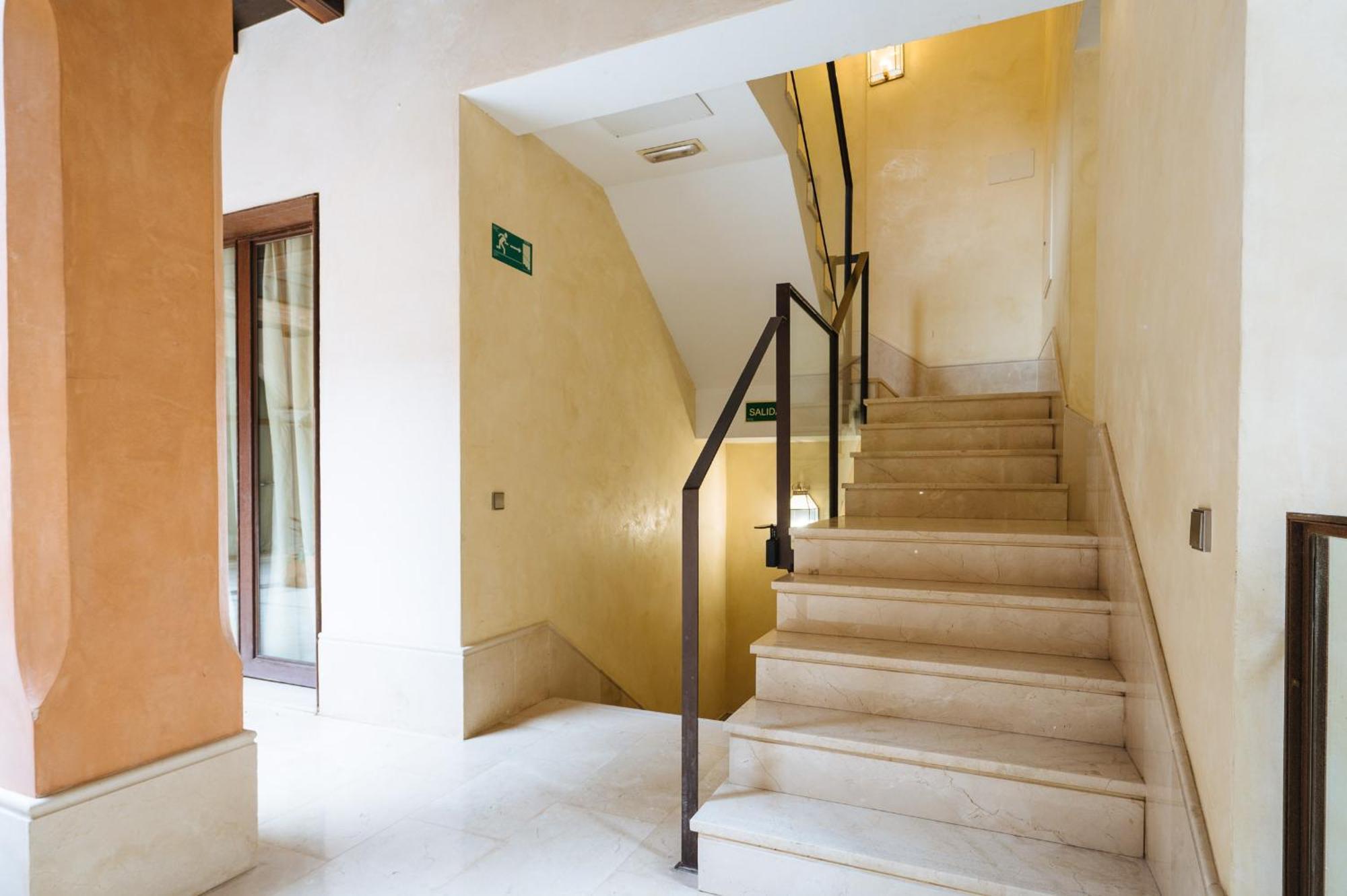 Apartamentos La Vistosona Sevilla Exteriör bild
